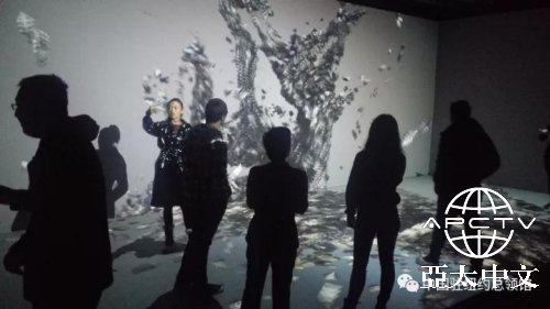 新媒体群展现场。